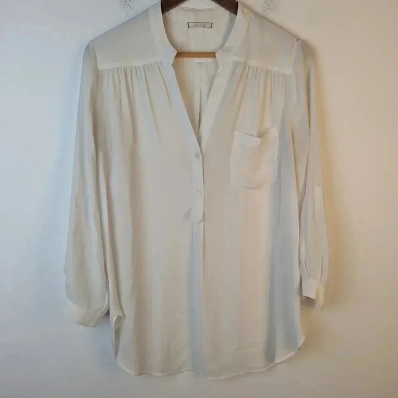 Pleione White Top - Medium - Picture 2 of 6